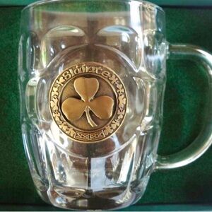☘️Robert Emmet Glass Tankard with Brass Slainte Emblem. UNIQUE for St. Paddy’s!🍻